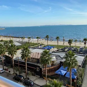 https://sea-view-apartment-beach-city-center-wifi.albaniahotels.org